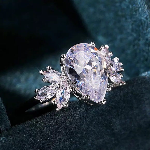 925 STERLING SILVER WEDDING SHIELA RING - Picture 1 of 4